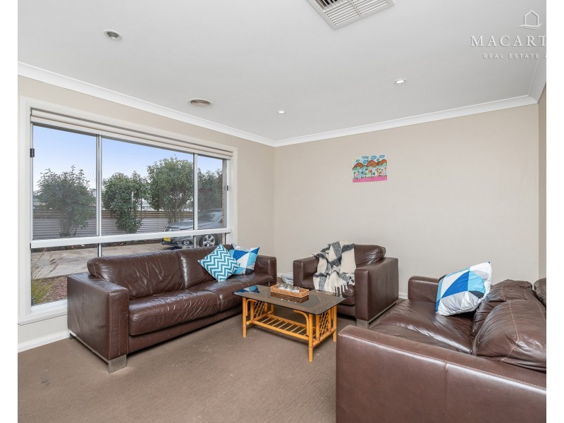 1/80 Messenger Avenue, Boorooma NSW 2650