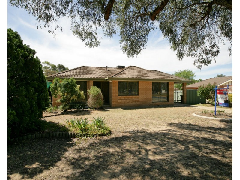 56 Undurra Drive, Glenfield Park NSW 2650
