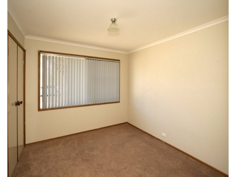 56 Undurra Drive, Glenfield Park NSW 2650