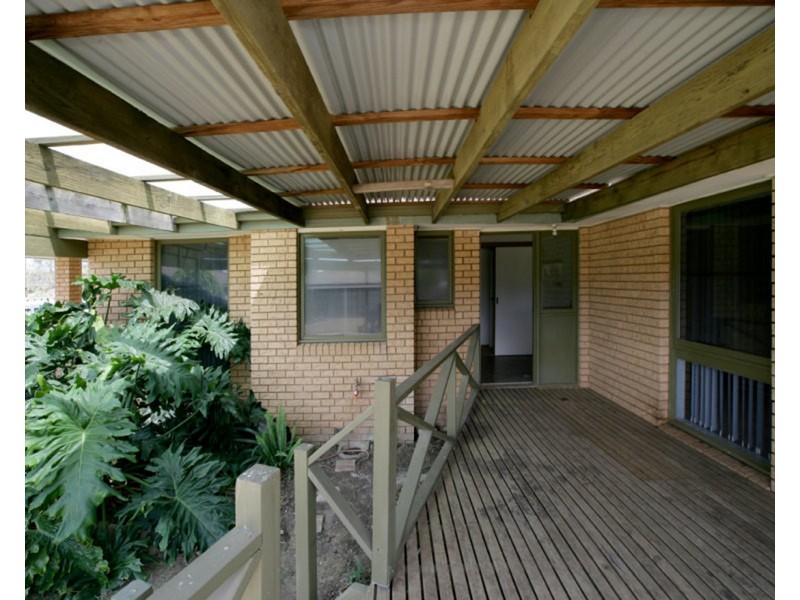 56 Undurra Drive, Glenfield Park NSW 2650