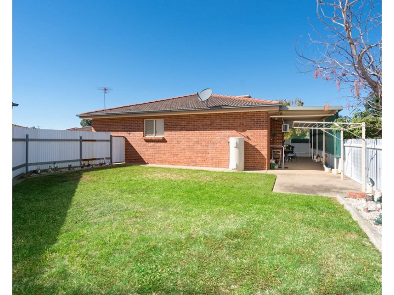 1/5 Chambers Place, Wagga Wagga NSW 2650