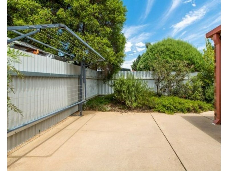 2/54 Adjin Street, Mount Austin NSW 2650