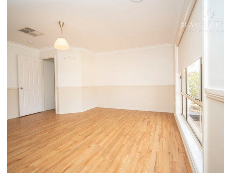 2/8 Malebo Place, Tatton NSW 2650