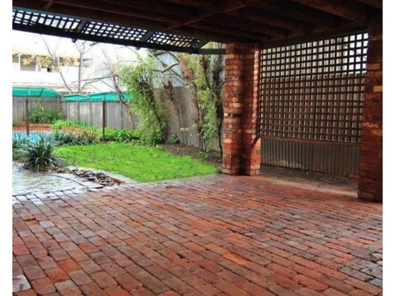 10 Blake Street, Wagga Wagga NSW 2650
