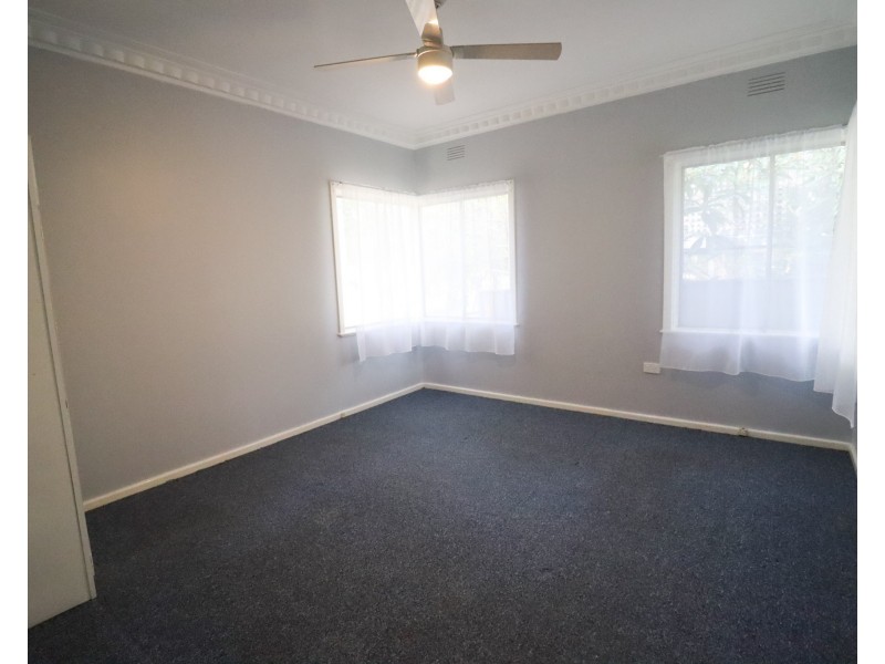 342 Lake Albert Road, Kooringal NSW 2650