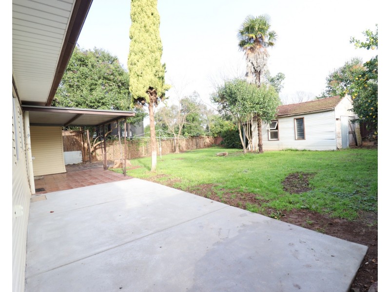 342 Lake Albert Road, Kooringal NSW 2650