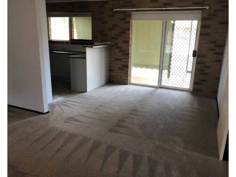6/47 Karoom Drive, Glenfield Park NSW 2650
