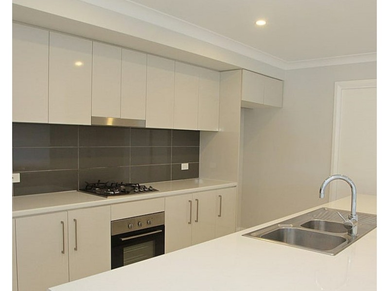 1/8 Kellerman Crescent, Boorooma NSW 2650