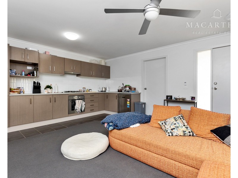 1 & 2/1 Ronald Street, Gobbagombalin NSW 2650