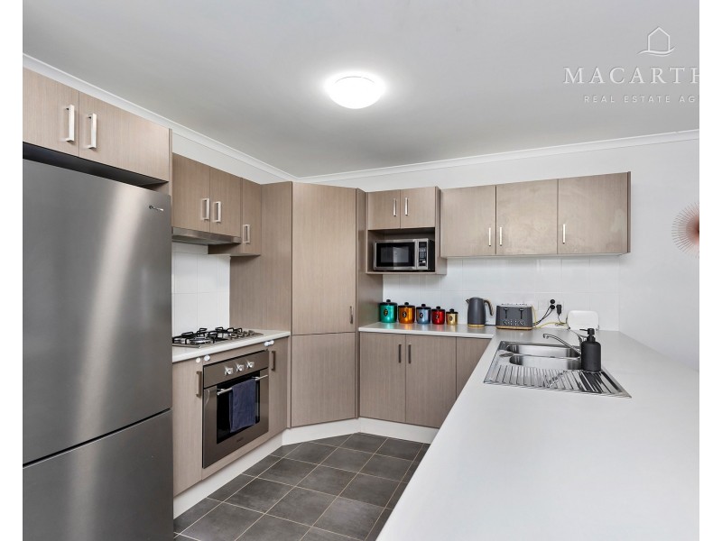 1 & 2/1 Ronald Street, Gobbagombalin NSW 2650