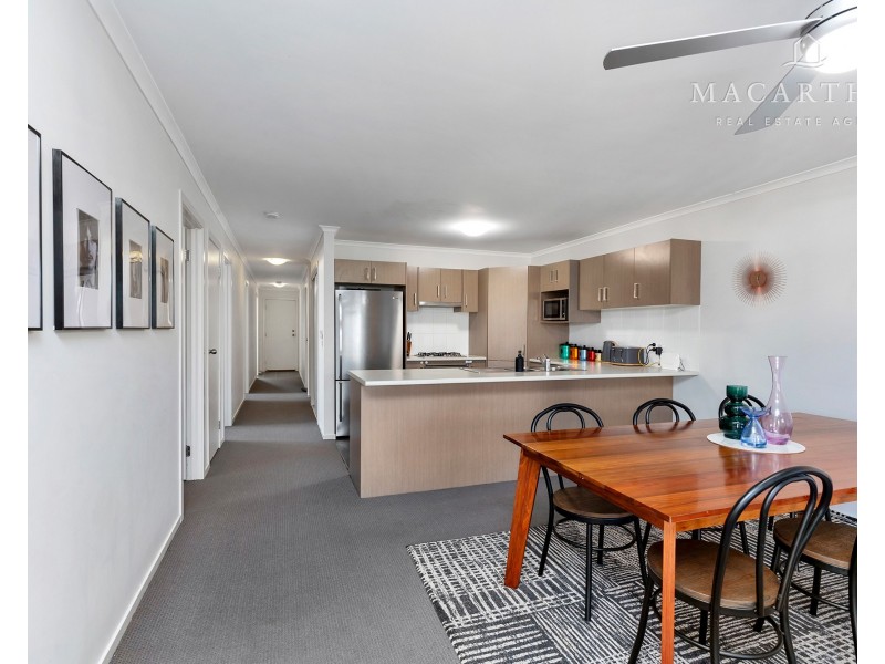 1 & 2/1 Ronald Street, Gobbagombalin NSW 2650
