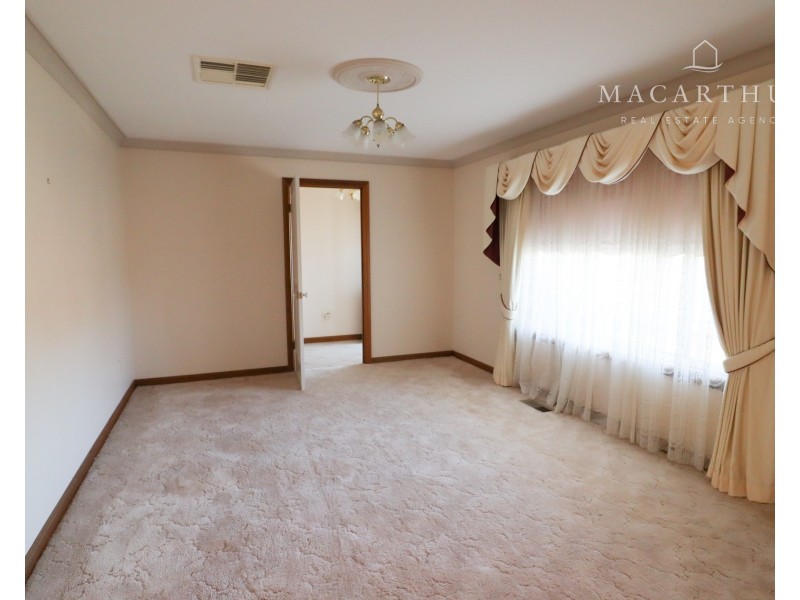 5 Wilgoma Street, Bourkelands NSW 2650