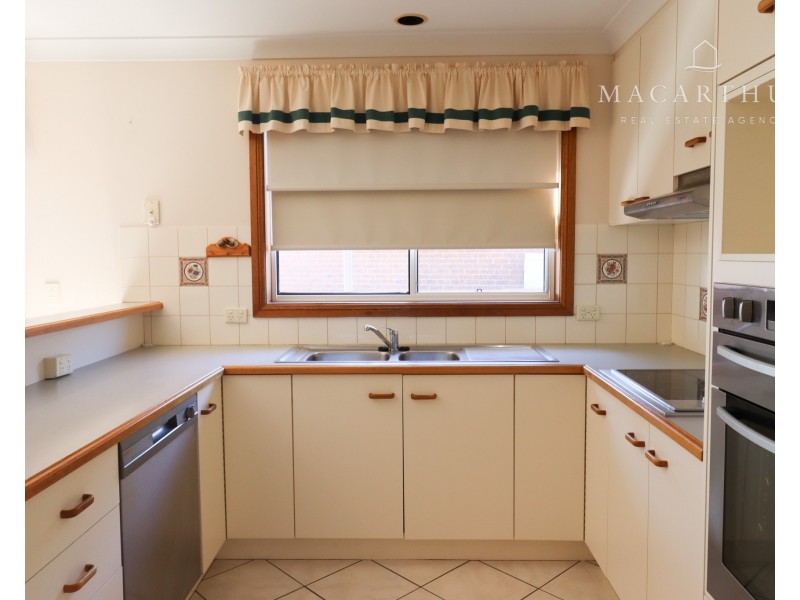 5 Wilgoma Street, Bourkelands NSW 2650