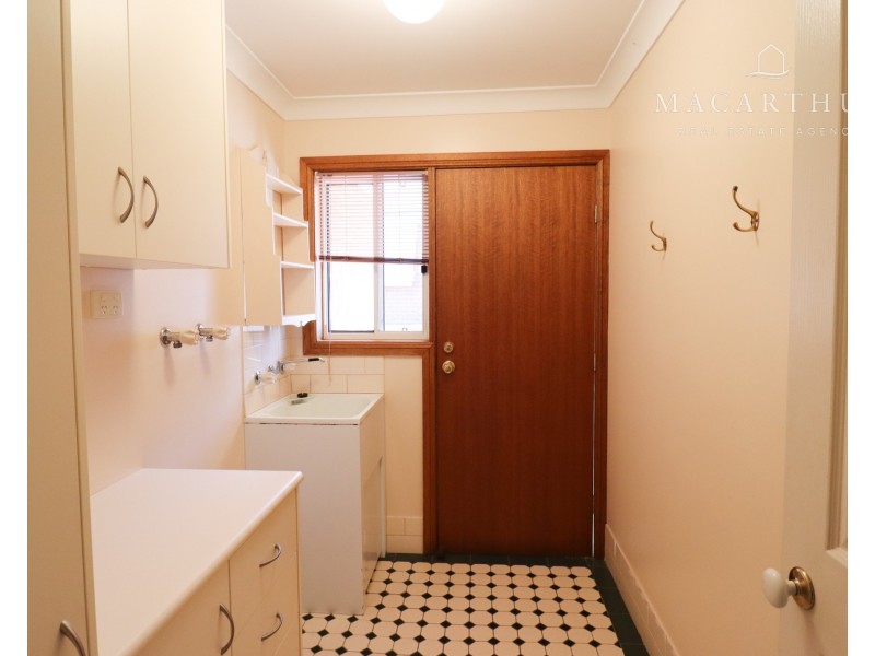 5 Wilgoma Street, Bourkelands NSW 2650