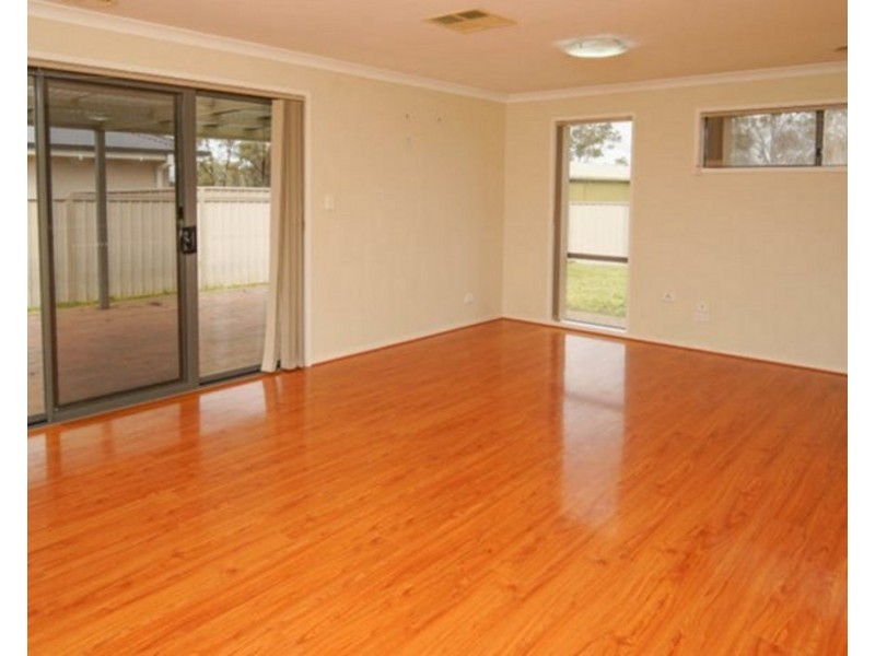 36 Bradman Drive, Boorooma NSW 2650