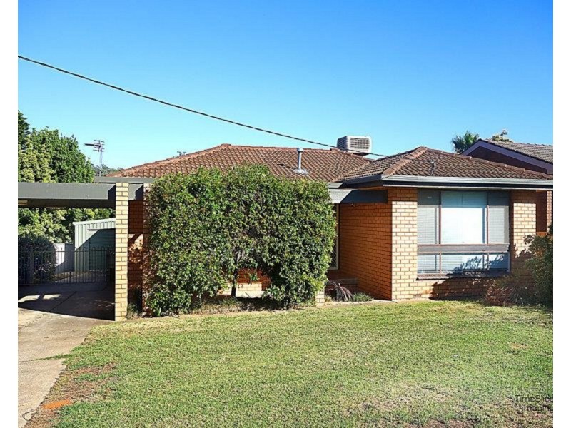 21 Banks Avenue, Wagga Wagga NSW 2650
