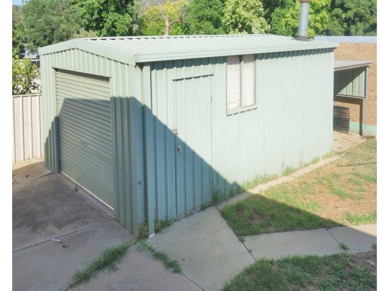 21 Banks Avenue, Wagga Wagga NSW 2650