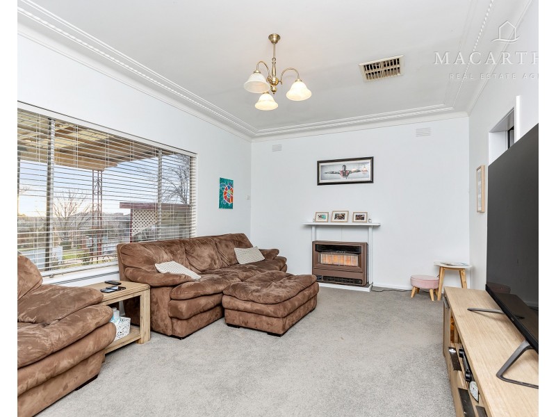 3 Waranga Avenue, Mount Austin NSW 2650