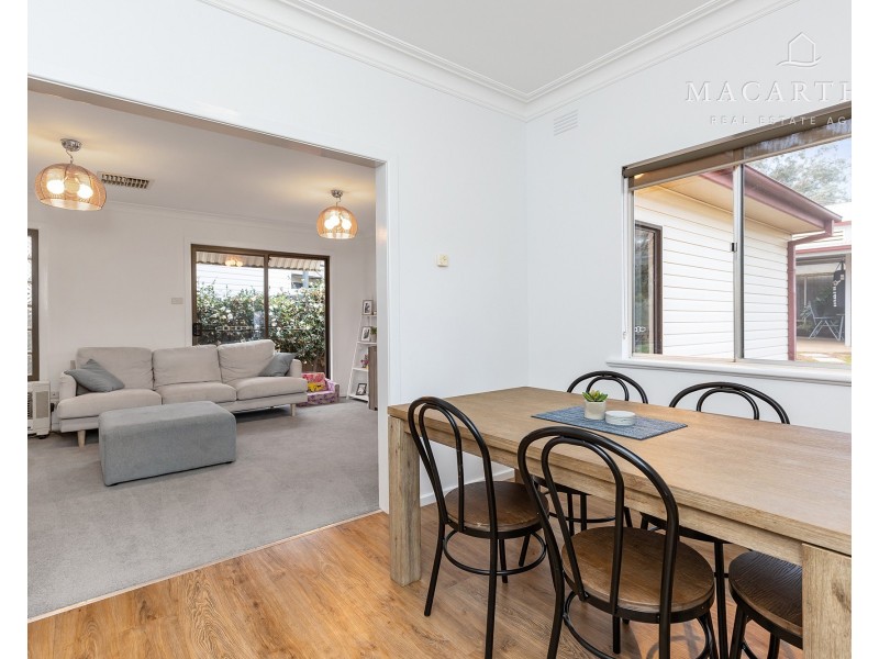 3 Waranga Avenue, Mount Austin NSW 2650