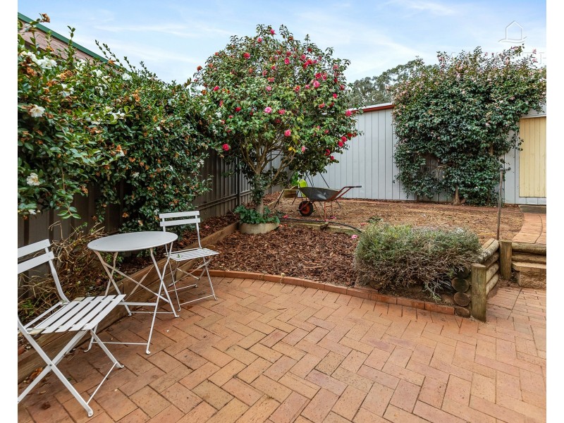 3 Waranga Avenue, Mount Austin NSW 2650