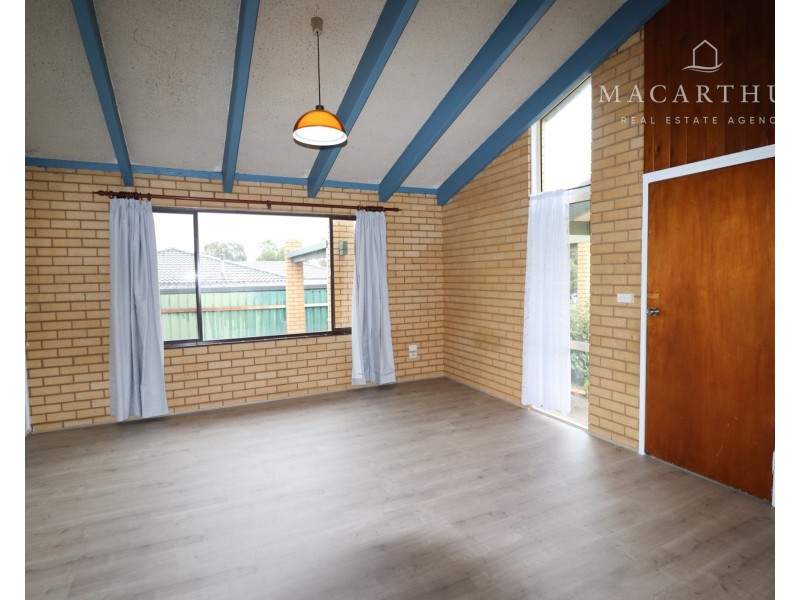 170 Fernleigh Road, Mount Austin NSW 2650