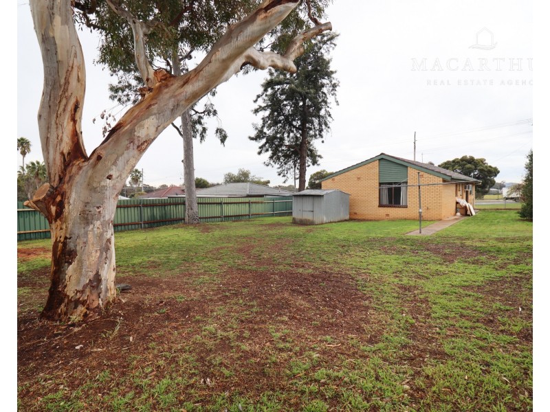 170 Fernleigh Road, Mount Austin NSW 2650