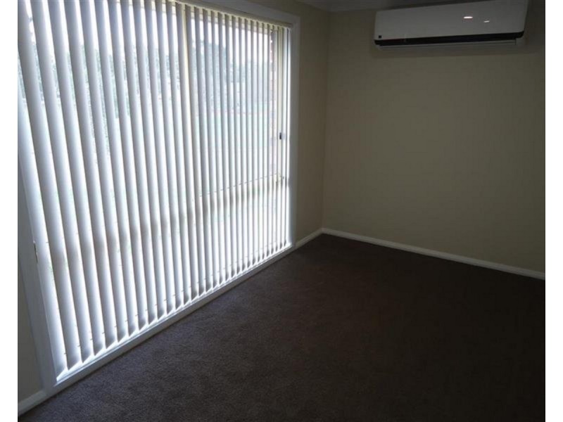 2/2 Dunn Avenue, Forest Hill NSW 2651