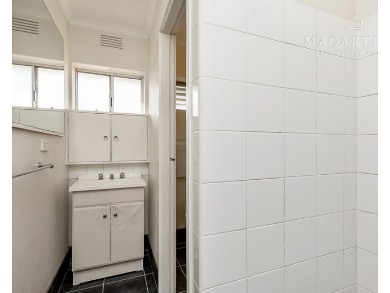 8/187 Lake Albert Road, Kooringal NSW 2650