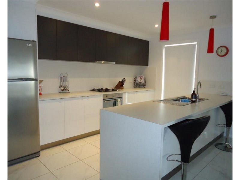 33 Clifton Street, Bourkelands NSW 2650