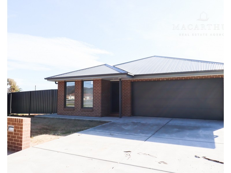24 Urana Street, The Rock NSW 2655