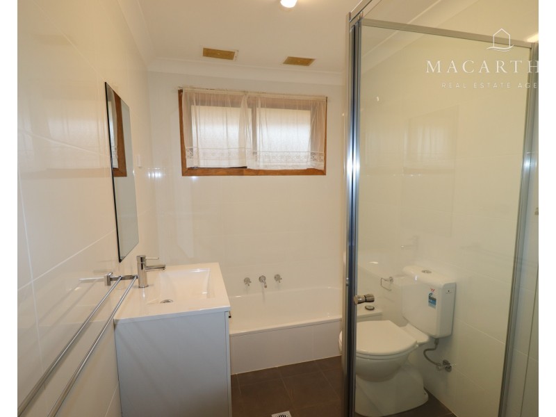 63 Huthwaite Street, Mount Austin NSW 2650