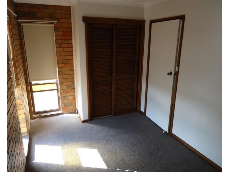 2/4-6 Thorne Street, Wagga Wagga NSW 2650