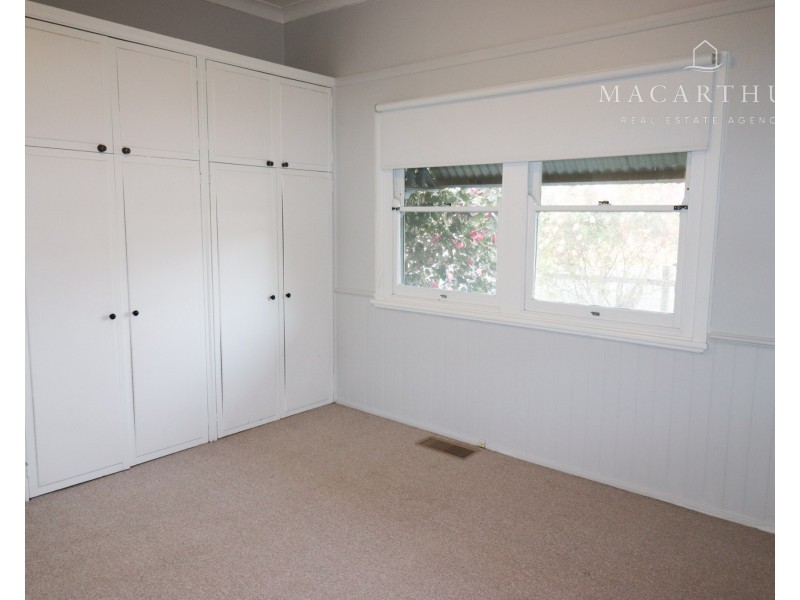 72 Bourke Street, Turvey Park NSW 2650