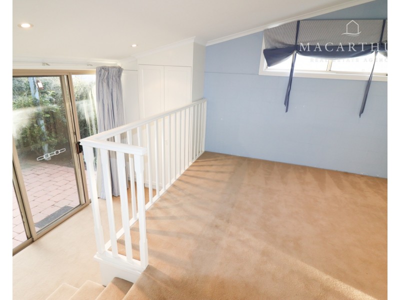 72 Bourke Street, Turvey Park NSW 2650