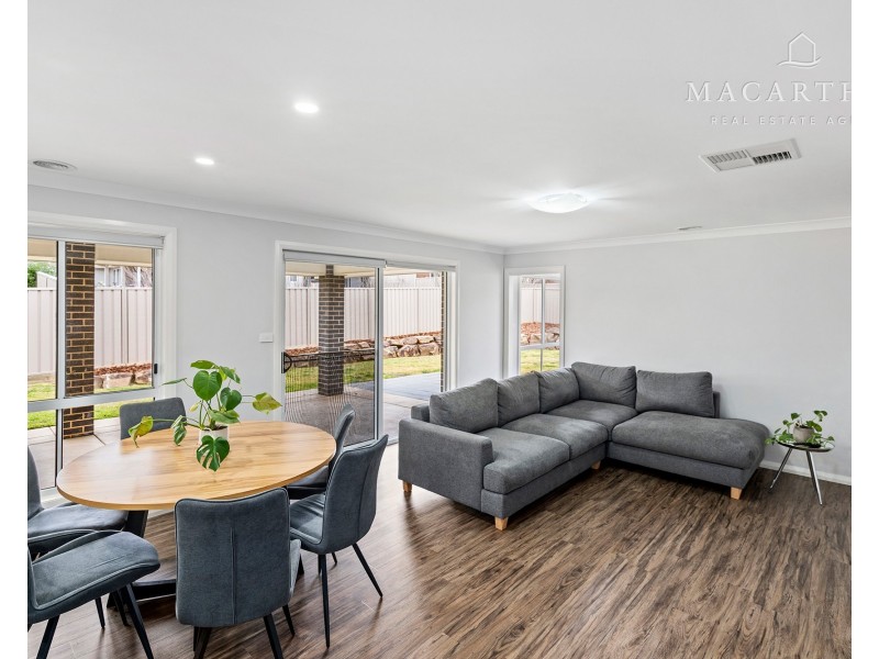 28 Charlton Street, Boorooma NSW 2650