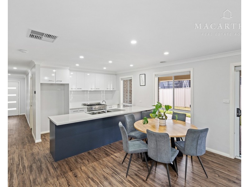 28 Charlton Street, Boorooma NSW 2650