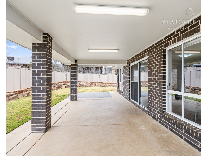 28 Charlton Street, Boorooma NSW 2650