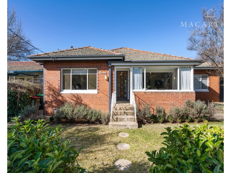 7 Mair Street, Turvey Park NSW 2650