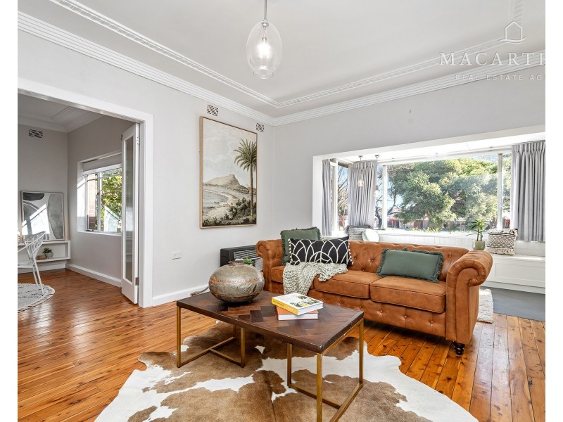 7 Mair Street, Turvey Park NSW 2650