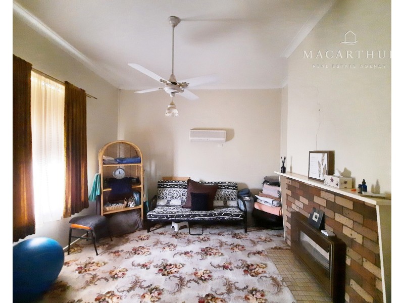 19 Matthews Street, Lockhart NSW 2656