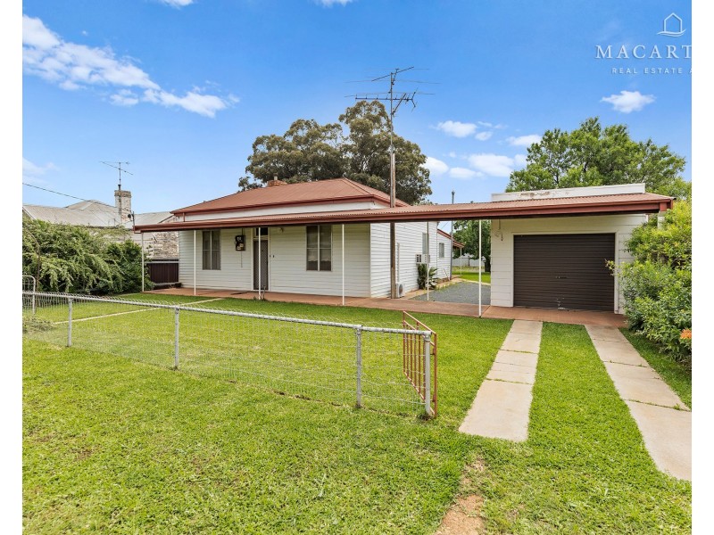 19 Matthews Street, Lockhart NSW 2656