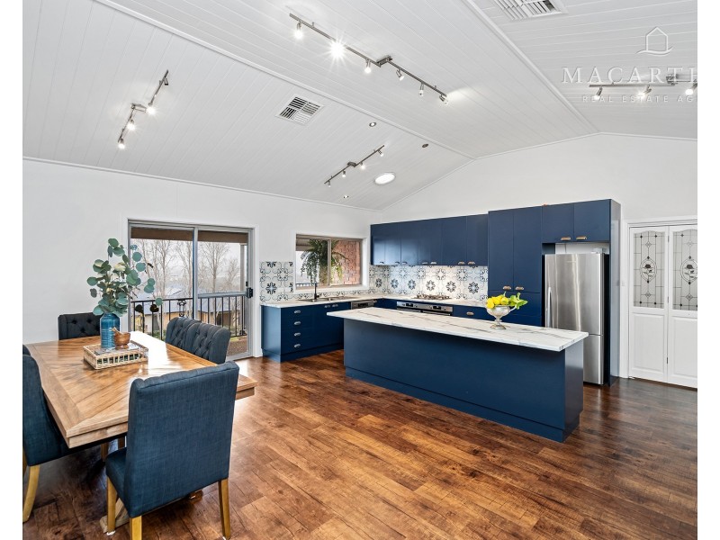 49 Henwood Avenue, Kooringal NSW 2650