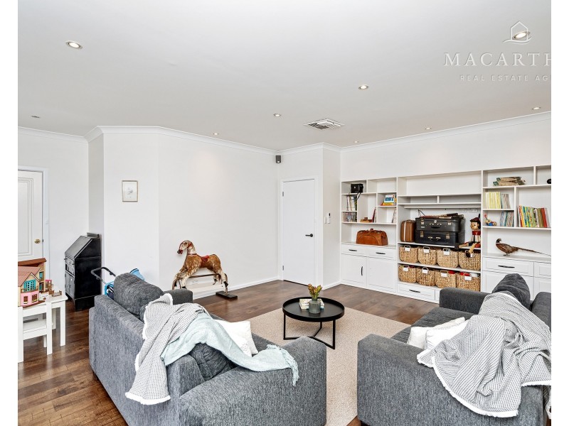 49 Henwood Avenue, Kooringal NSW 2650