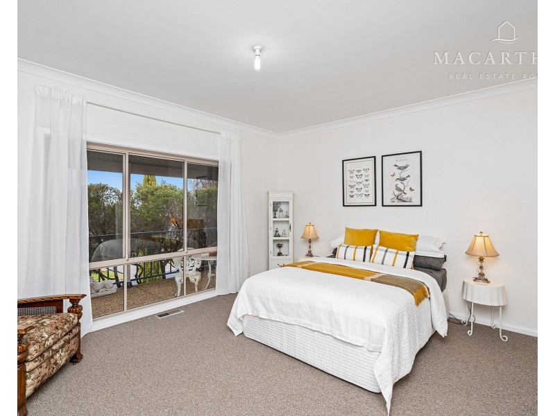 49 Henwood Avenue, Kooringal NSW 2650