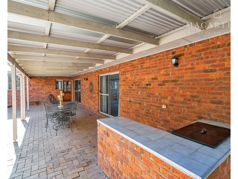 49 Henwood Avenue, Kooringal NSW 2650