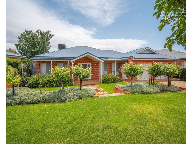 2 Ulandra Place, Estella NSW 2650