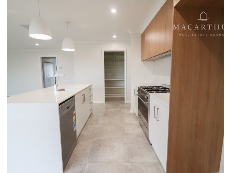 12 Wyoming Avenue, Gobbagombalin NSW 2650