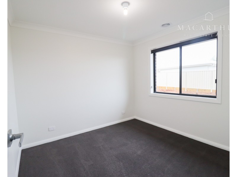 12 Wyoming Avenue, Gobbagombalin NSW 2650