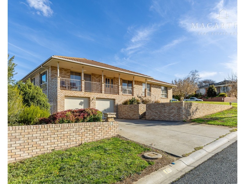 12 Fletcher Place, Kooringal NSW 2650