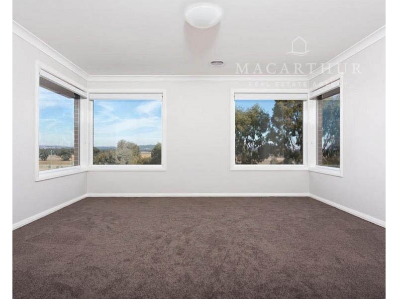 22 Ellerslie Street, Gobbagombalin NSW 2650